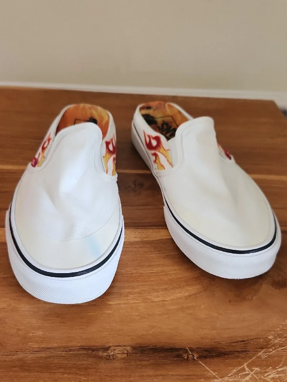 Vans very good